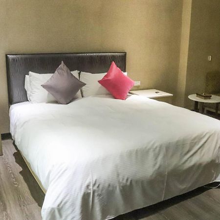 The Loft Seaside Suites Jinshan Exteriör bild