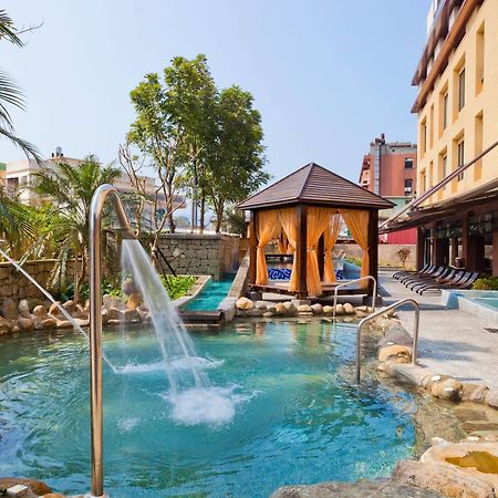 The Loft Seaside Suites Jinshan Exteriör bild