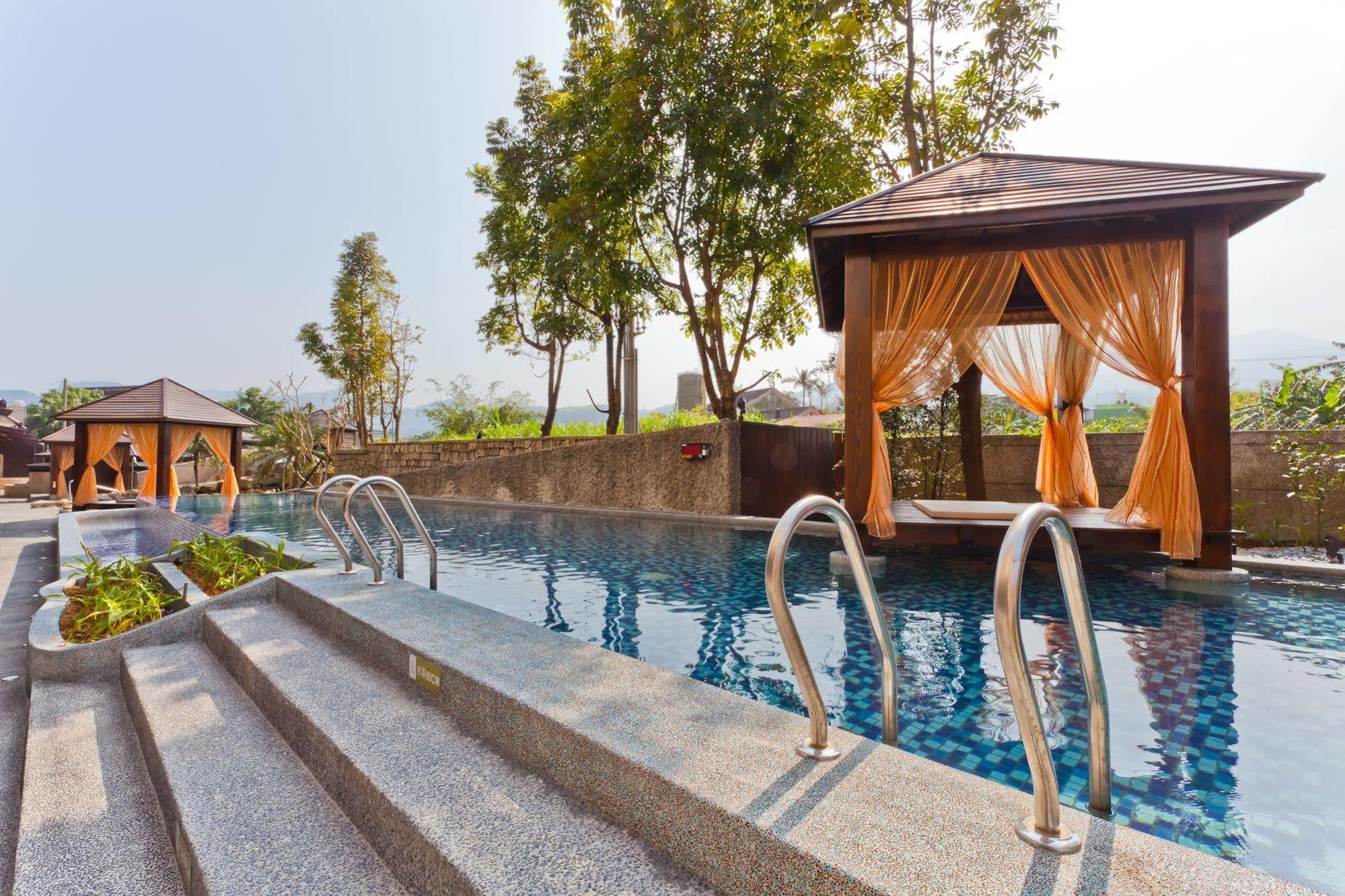 The Loft Seaside Suites Jinshan Exteriör bild