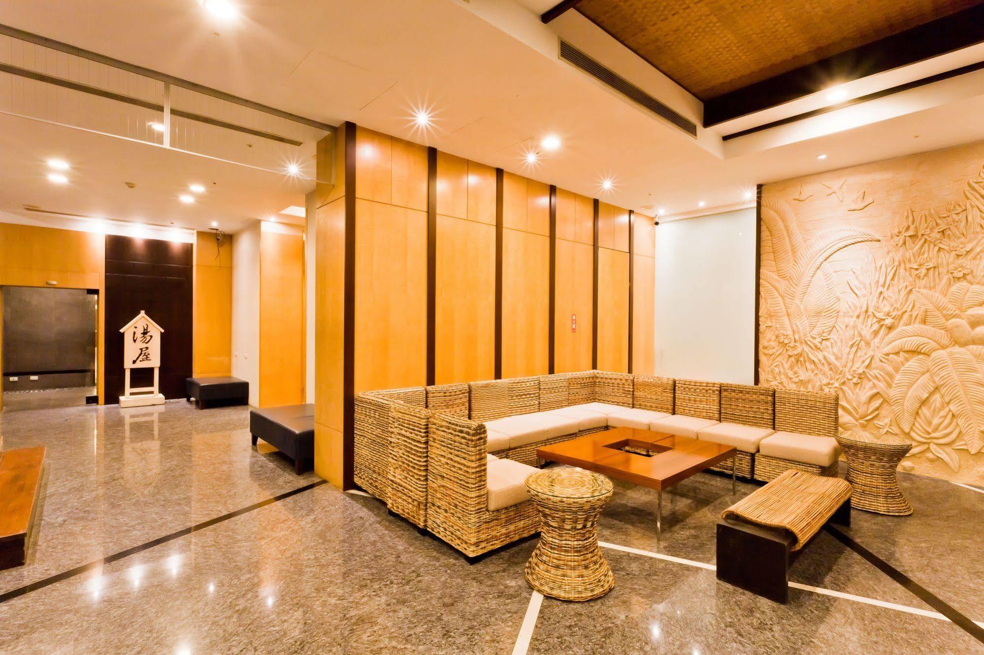 The Loft Seaside Suites Jinshan Exteriör bild