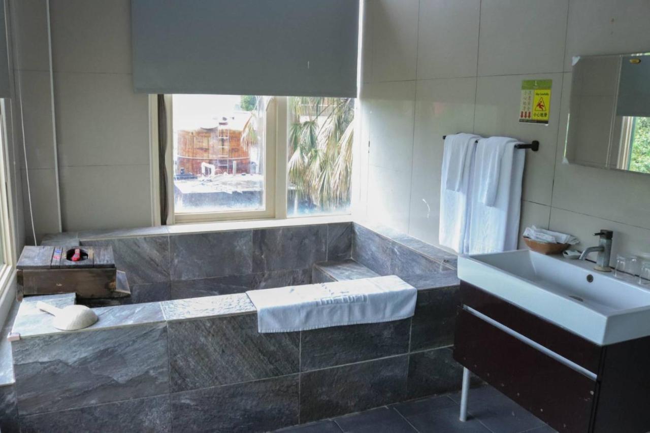 The Loft Seaside Suites Jinshan Exteriör bild